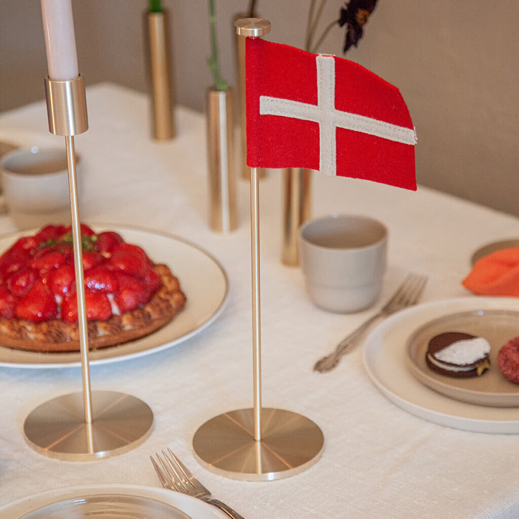 Hove Home Danish Flag Flag Brass